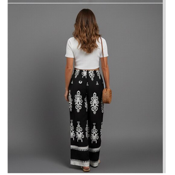 Shirred Drawstring Waist Wide Leg Tribal Print Pants - Picture 2 of 5